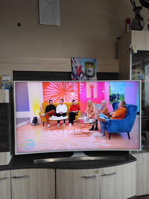 Смарт Телевизор SAMSUNG CURVED 55 инча Ultra HD 4K