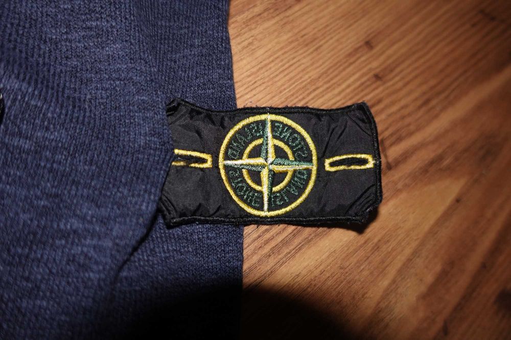 Pulover Stone Island, Marimea M, Albastru, Stare Foarte Buna