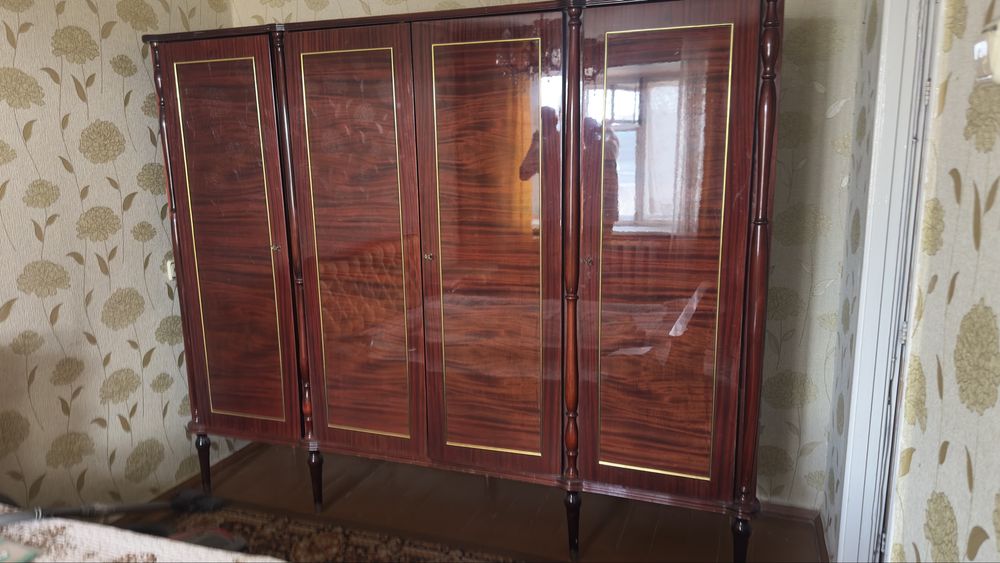 Продам шкаф б/у.