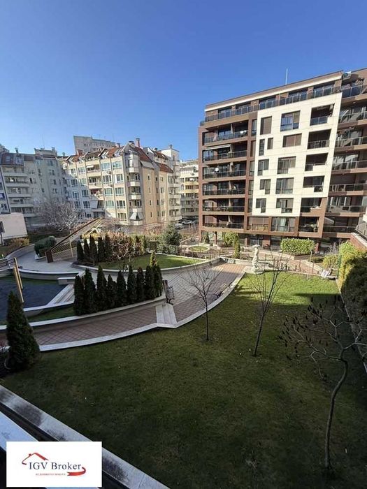 Дава се под наем Тристаен апартамент в София, Студентски град - 98 кв.м за 1097.01 € - Снимка #13