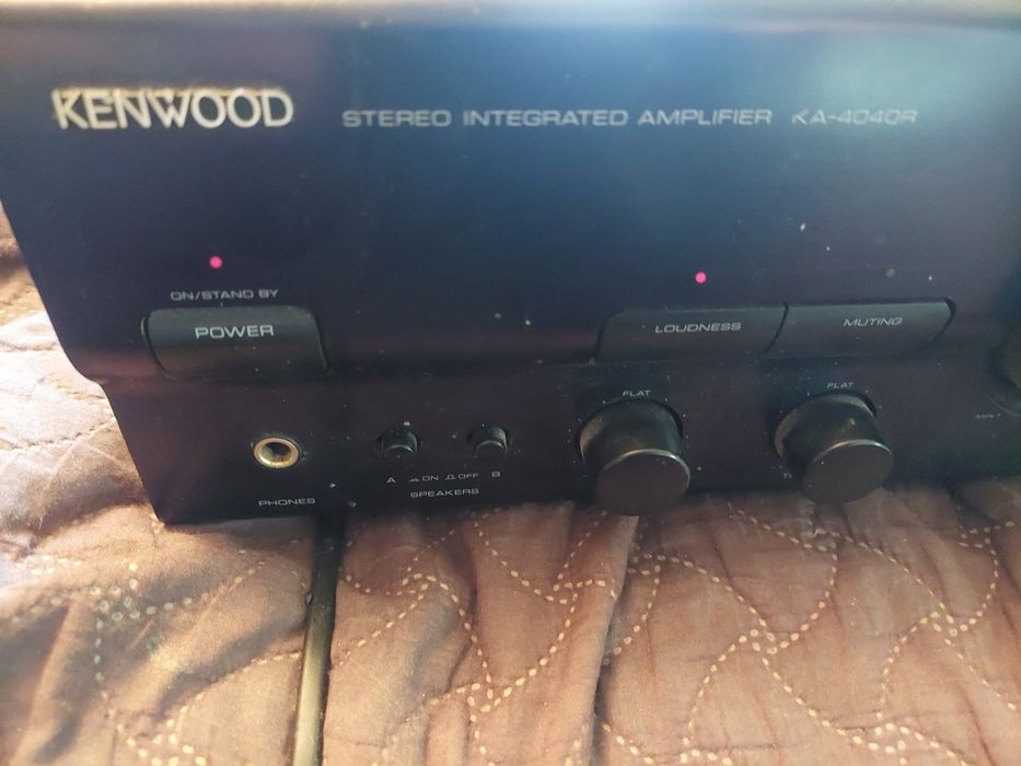Amplificator kenwood.