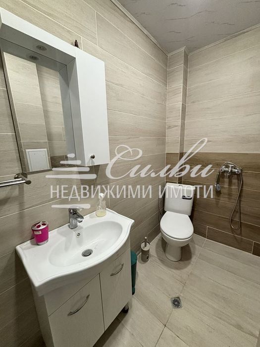 Дава се под наем Тристаен апартамент в Шумен, Болницата - 74 кв.м за 357 € - Снимка #9