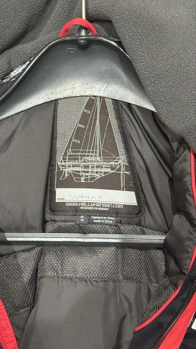 Geca iarna , impermeabila si captusita , Helly Hansen