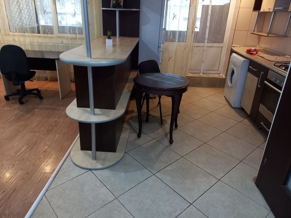 Inchiriere garsoniera 43mp