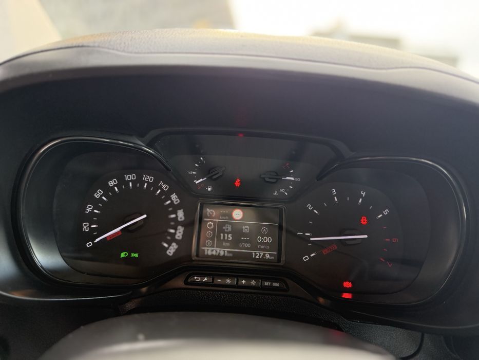 Citroen Berlingo BlueHDI 10/2020 / 1.5DIESEL / 5 LOCURI /GARANTIE 1 AN