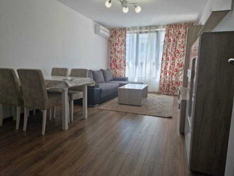 Двустаен апартамент в Славейков