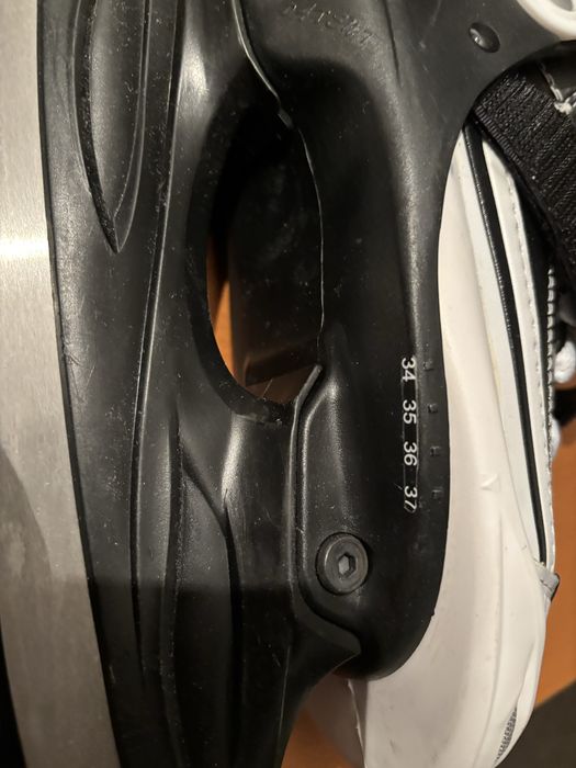 Patine copii reglabile de la 34 la 37 (mărime EUR)