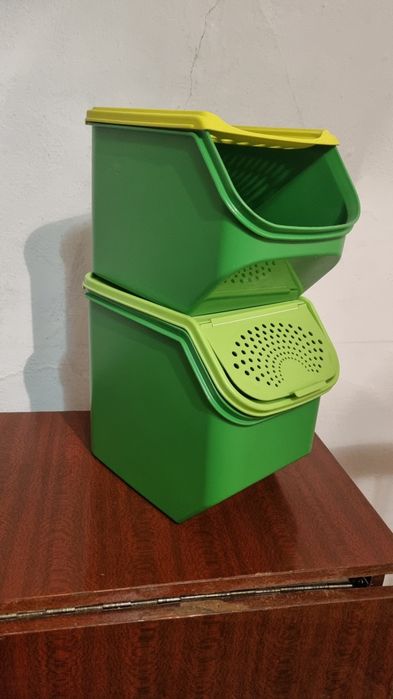 Чеснокодавка Tupperware