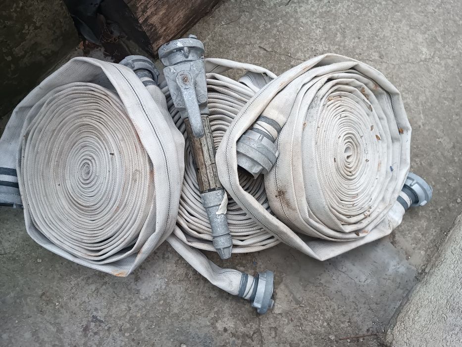 Пожарникарски маркуч и струйник 60м