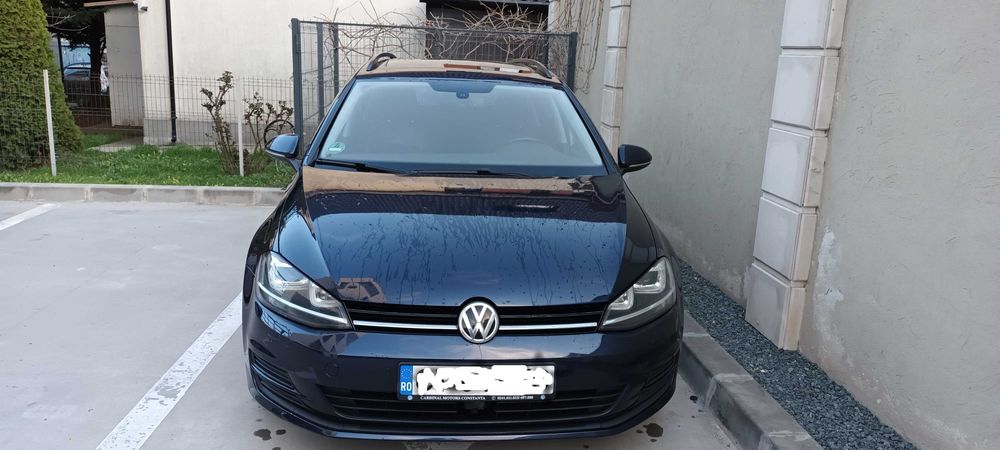 Volkswagen Golf 1.6 TDI BlueMotion Technology DPF Highline DSG