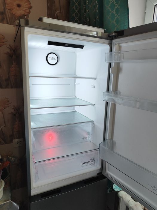 Холодильник Beko