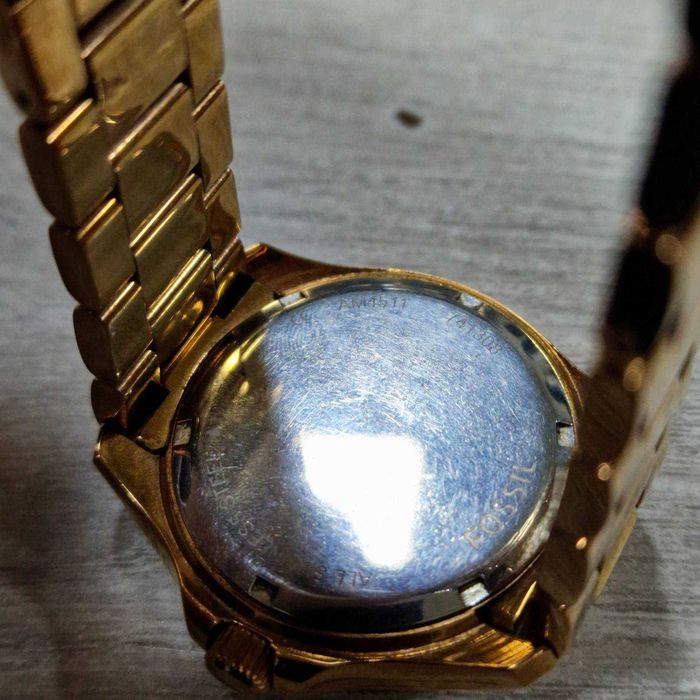 Часовник Fossil AM4511