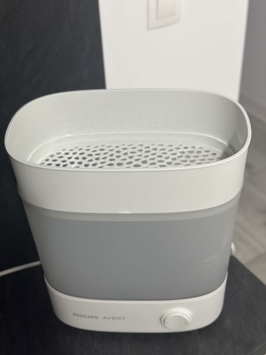 Sterilizator biberoane