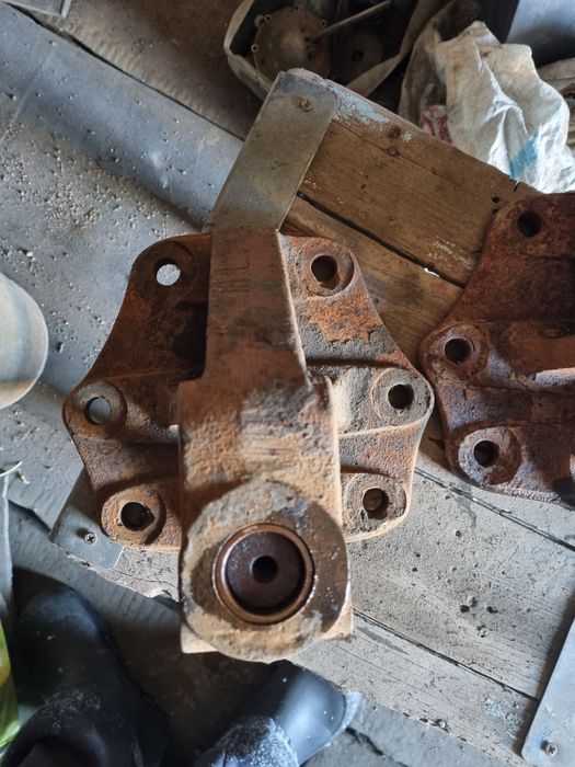 Бампер, Решотка радиатора,  Облицовка,  Воздухозаборники.