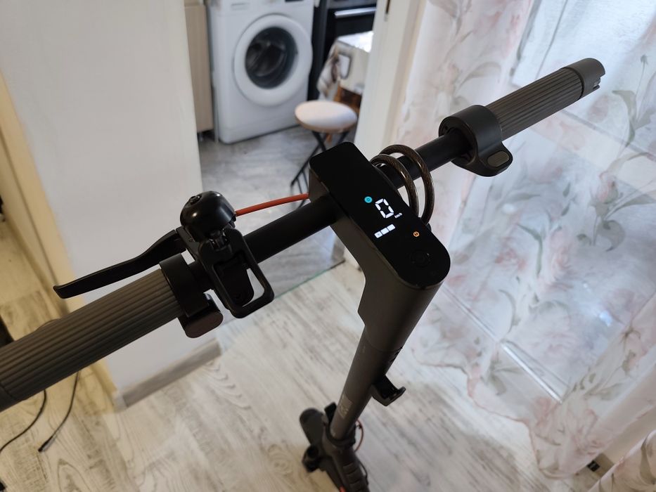 Trotineta     electrică Xiaomi scuter 5