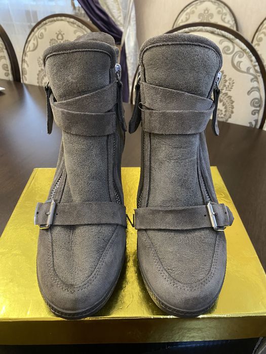 Ботинки бренд Ash,37,5 размер