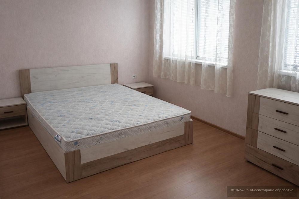 Тристаен апартамент под наем в жк. Христо Смирненски