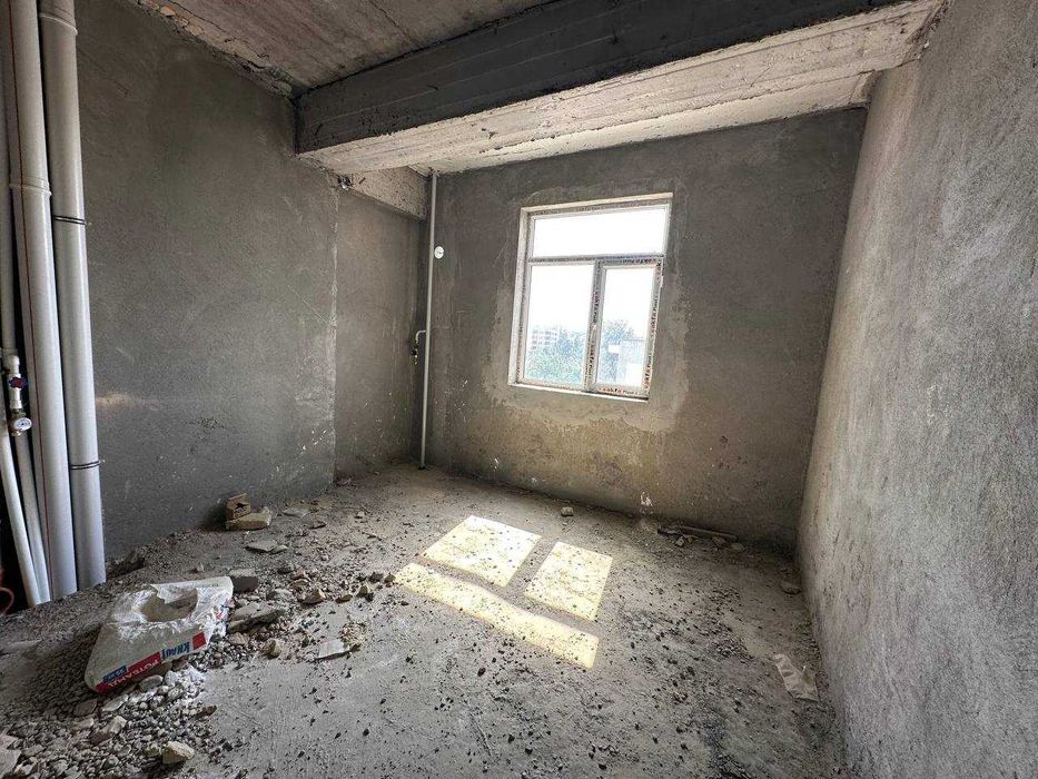Продаётся 2х комн квартира на 3 этаже Ор-р Вторчермет