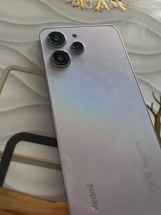 Redmi 12 8/128 состояние бомба