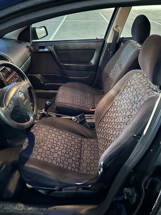 Opel Astra КОМБИ КЛИМАТИК АБС ТЕГЛИЧ