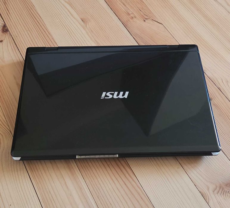Лаптоп MSI CX500 за части