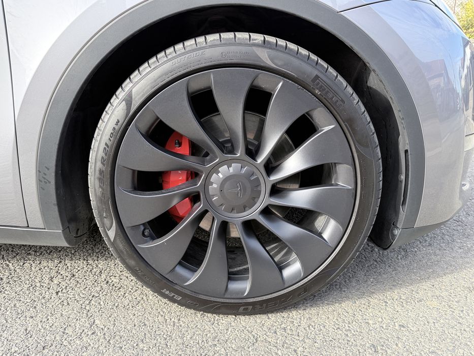 Jante Uberturbine Tesla Y Performance 21” cu cauciucuri