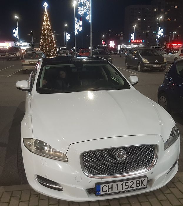 Jaguars  XJ , бял !