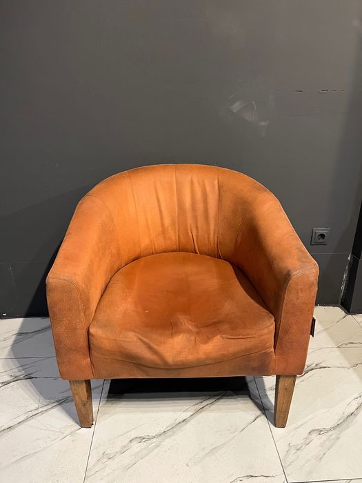 Диваны и столы для общепита