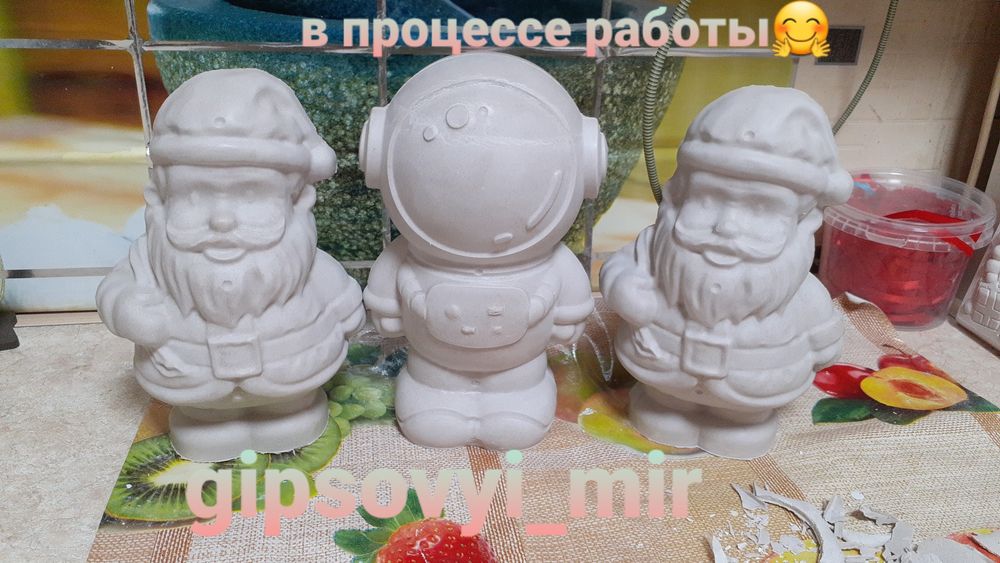 Форма для изготовления копилки "Робот-космонавт"