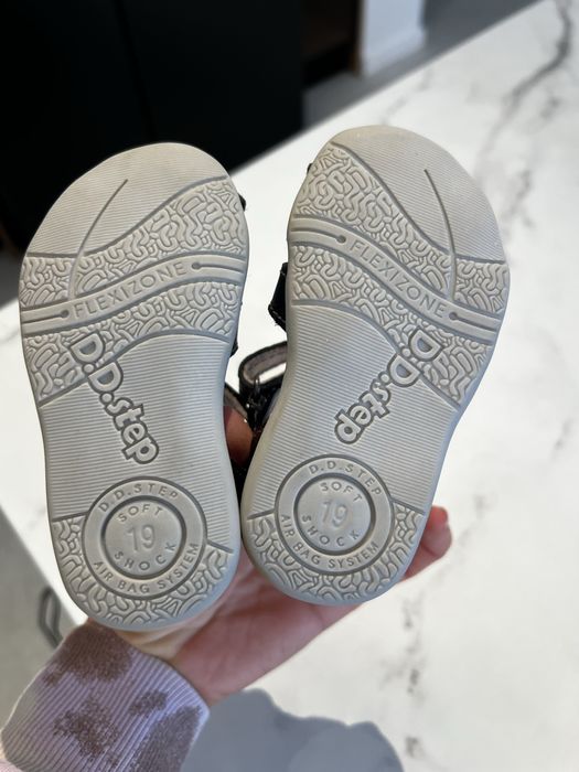 Sandale DD Step copii, piele naturala, talpa flexibila, marimea 18