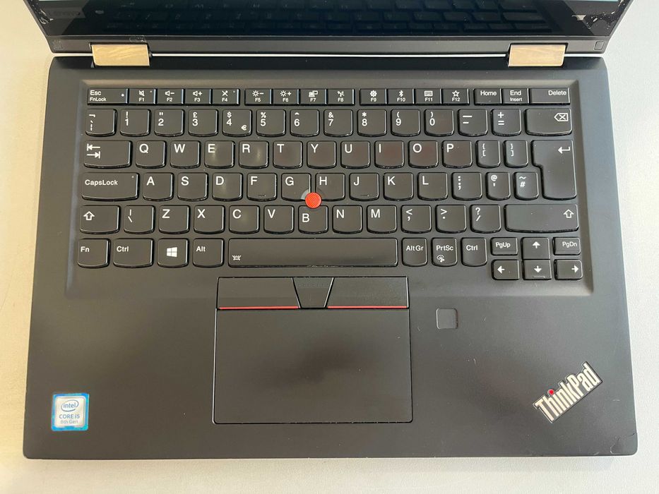 Лаптоп: Lenovo ThinkPad X390 Yoga (i5, 8GB DDR4, 128GB SSD, 4G SIM)