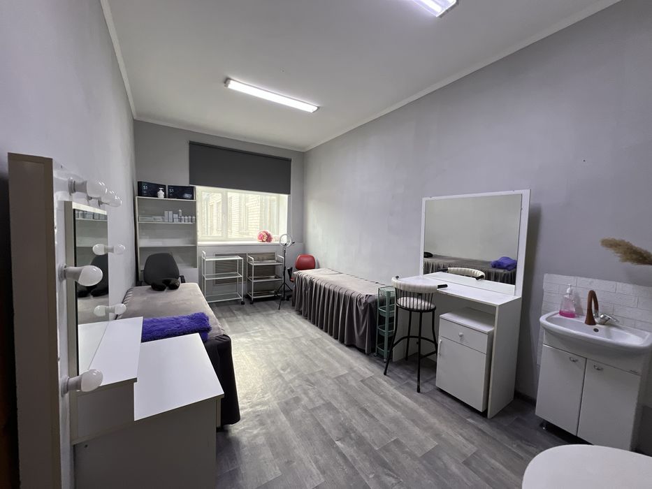 Срочно сдам кушетку в аренду!