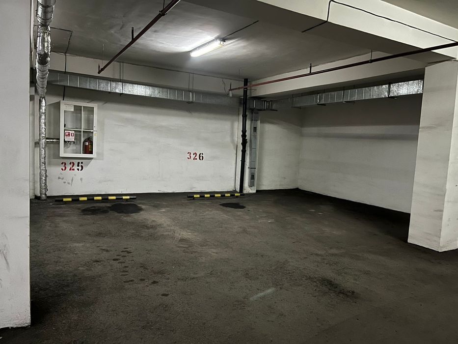 Продам 2 паркинга