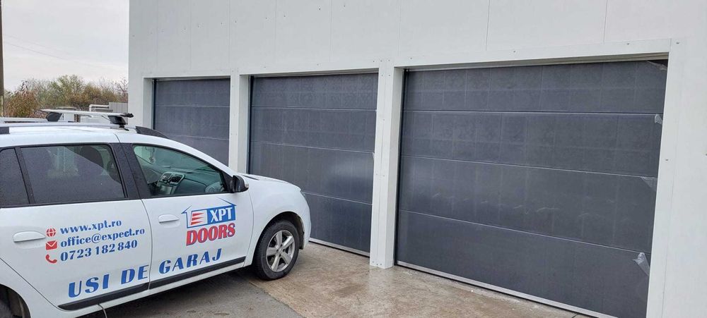 Ușă secțională de garaj ANTRACIT plan mat - izolat