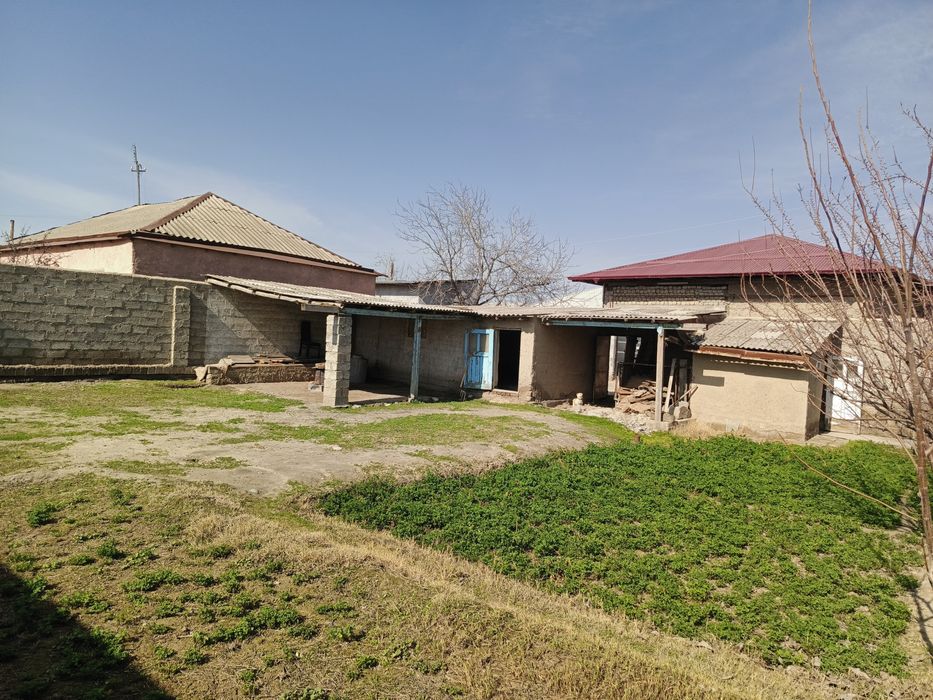 Yer sotiladi srochnam jomboy tumanida