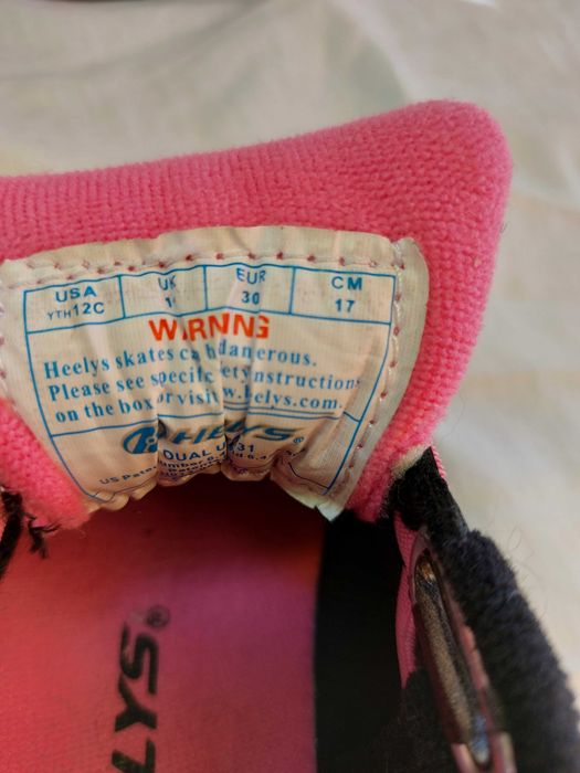 Adidasi/pantofi cu roti/role HEELYS,marime 30 (17 cm)