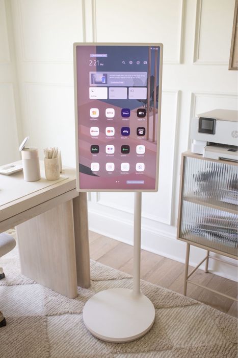 Смарт-стойка планшет с сенсорным экраном 32Д