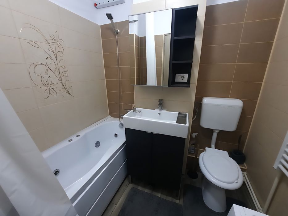 De închiriat apartament