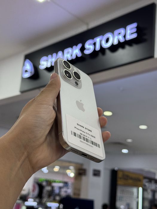iphone 15 pro Shark Store