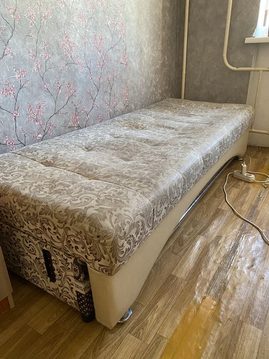 Отдам даром односпалку и диван