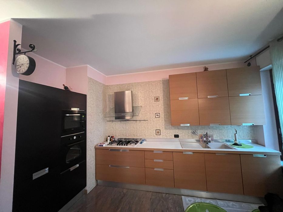 Mobila de bucătărie utilata!