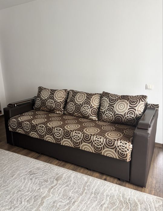 Canapea extensibilă 3 locuri, cu ladă de depozitare