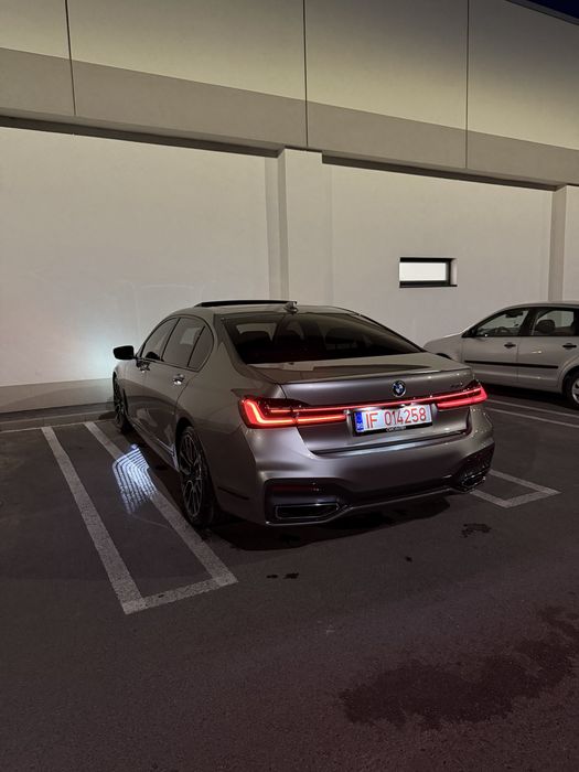 BMW Seria 7 2021 — imagine 4