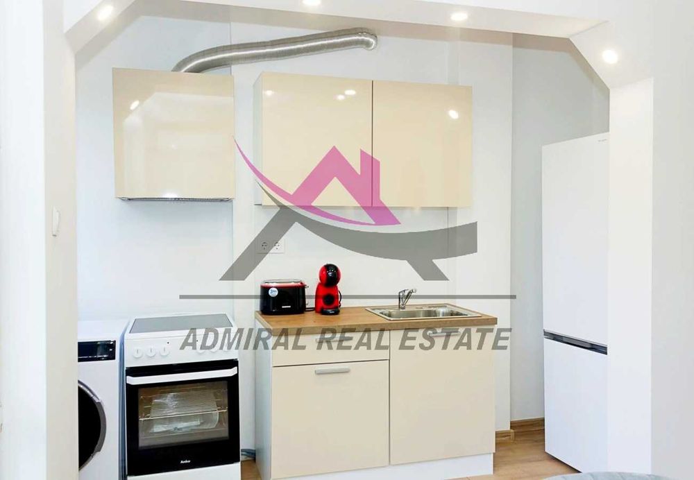 Дава се под наем Тристаен апартамент в Варна, Колхозен пазар - 70 кв.м за 614 € - Снимка #2