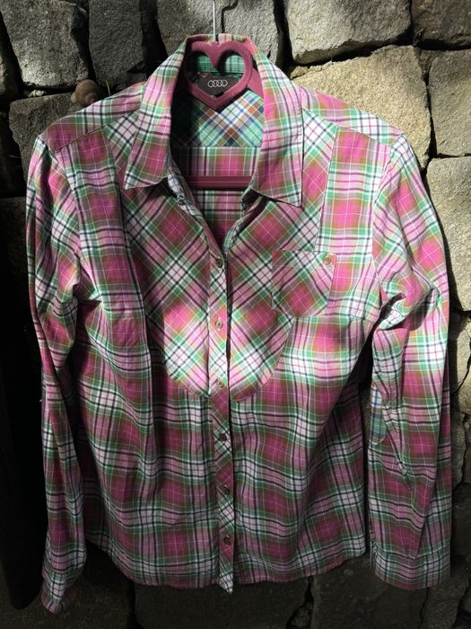 Audi jacheta lana si camasa bumbac