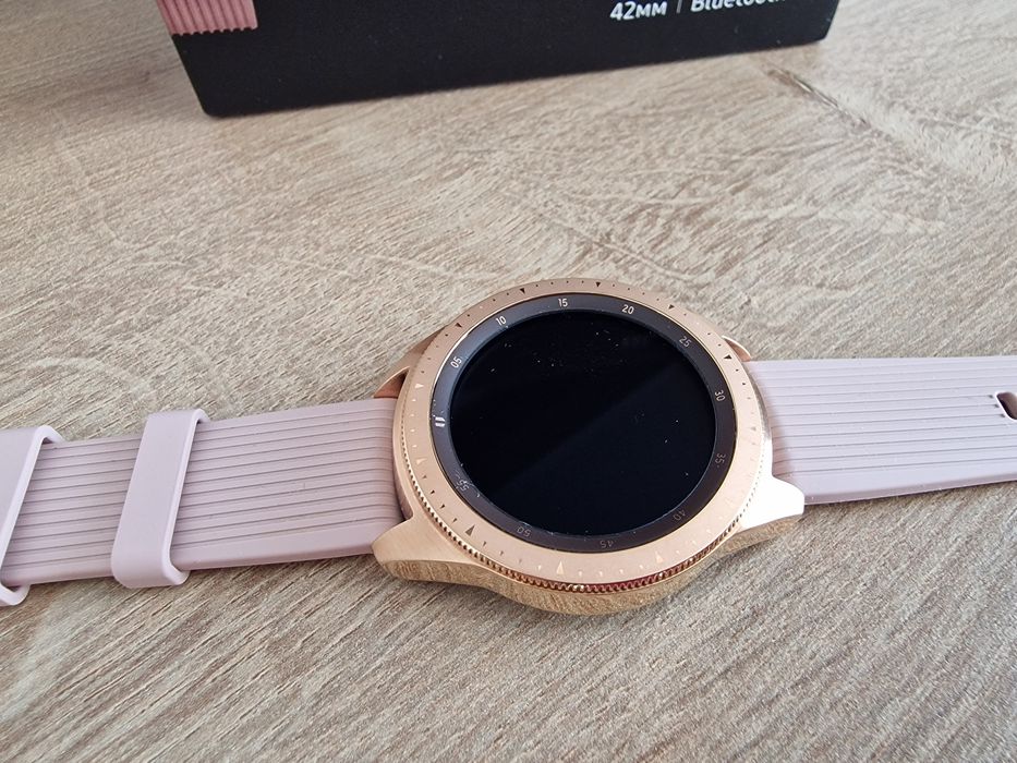 Продам Galaxy Watch