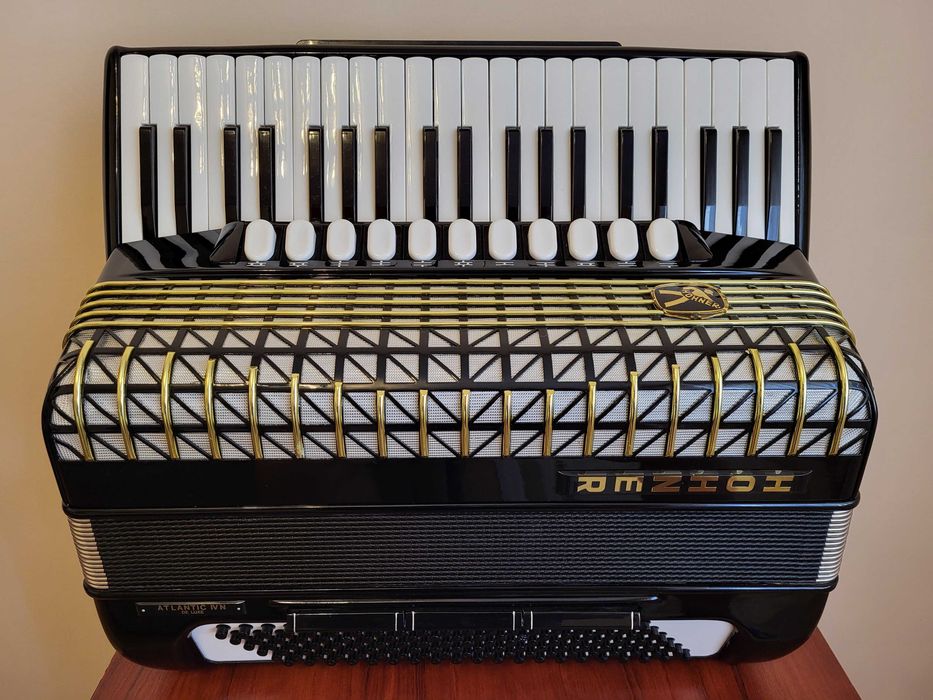 Acordeon Hohner Atlantic IV N de Luxe