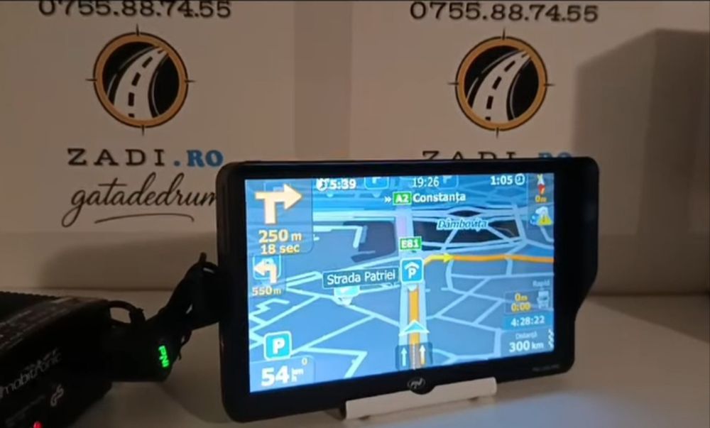 Gps profesional PNI L910- ecran de 9"-program TIR-full Europa-garanti