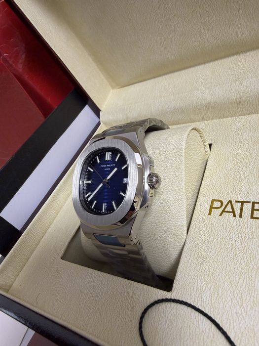 Ceas Patek Philippe Nautilius 40mm blue dial