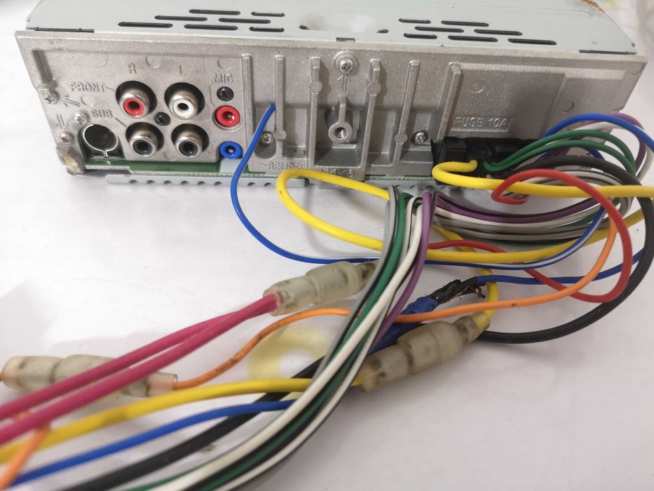 Радио за кола CD - Alpine UTE-200BT / 4 X 50 W